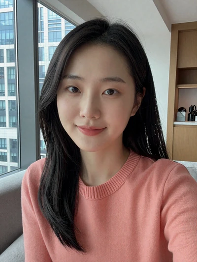 Min-Ji, 25 years old from Seoul, South Korea