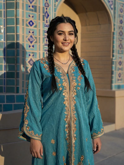 Kamila, 29-year-old traditional Uzbek woman from Samarkand looking for American husband